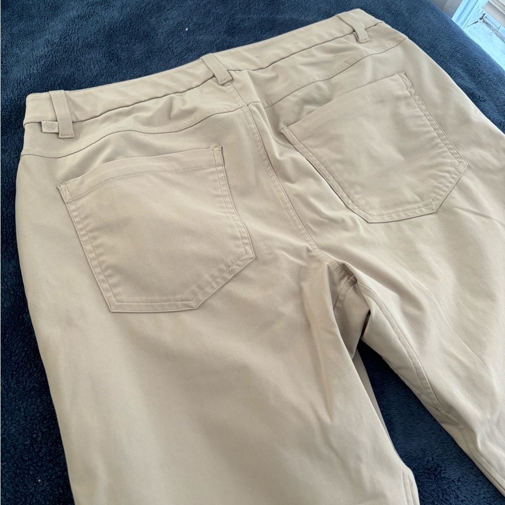 Men’s Lululemon ABC Pants Slim Fit Trench Beige